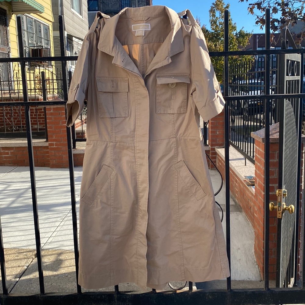 Women’s dress